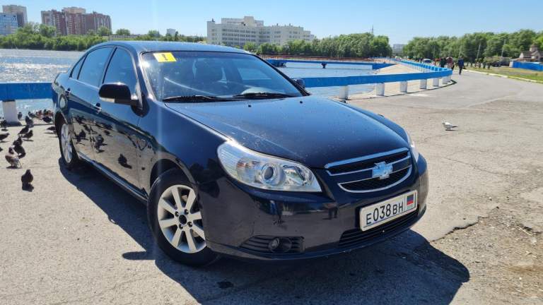 Сhevrolet epica lt - 2010г рестайлинг
Объем двигателя 2.5л
Коробка автомат
Пробег 221тыс. Км. - 300% родной.
-Климат контроль
-Кожаный салон
-Круиз контроль
-Подогрев передних сидений
-Подогрев зеркал заднего вида
-Задний парктроник
-Установлено гбо (на пробеге 100тыс. Км).
-Полноразмерная запаска на литом диске
Просторный салон. Очень комфортный автомобиль на дальние поездки.
В классе d, в этой ценовой категории, одногодок у нее нет в конкурентах.
Машина эксплуатировалась очень бережно. Стоят еще родные шаровые опоры. Катализатор на месте. Двигатель работает ровно. Не дымит, масло не берет. Акпп не пинается.
С автосалона в одних руках. Машина чистая и ухоженная.
Все менялось своевременно, то проходила только с качественными расходниками.
Из замечаний: нужно заменить разъем подушки безопасности под водительским сидением (больное место этих машин). Поцарапан задний бампер (на фото не видно).
Телефон: +79493119279
Цена: 780 000 руб. - фотография - 7