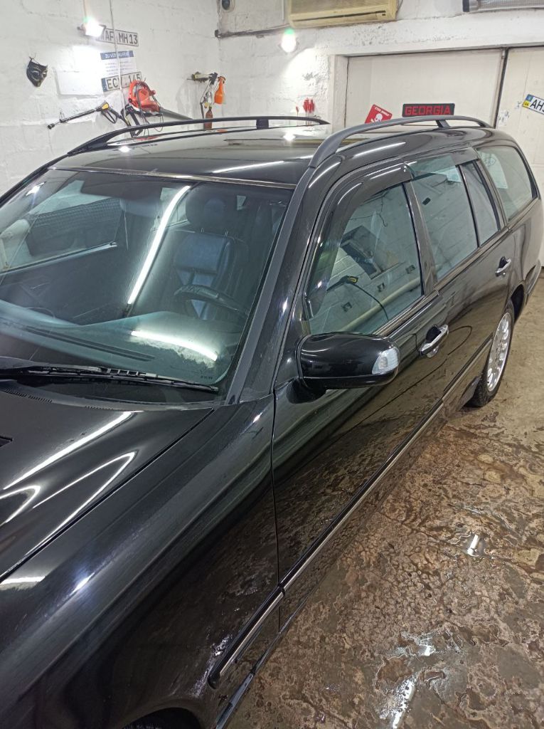 Mercedes-benz e-class (w210) , 2002 год 3,2 дизель автомат, пробег 290000 км. Автомобиль ухожен, обслуживался вовремя.900000 ₽ торг. +7 (949) 346-15-50. Виктор - фотография - 1