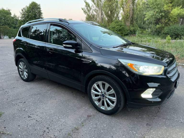 Продаем семейный автомобиль ford escape(kuga) 2018г. 2.0 акпп (245л) первые и единственные владельцы по рф, машина в достойном состояние и не требует вложений, обслуживаю всегда вовремя, замена масла каждые семь тысяч (motorcraft 5w30) двигатель очень приятный, на мой взгляд лучший в линейке, едет более чем как для паркетника, динамика и управление восхищает. По кузову без намека на рыжики. Салон не затертый. Полная комплектация, есть все для комфортной езды :климат, круиз контроль, помощь парковки, память сидений, подогрев рулят сидений, дистанционный запуск, carplay, хорошая акустика, люк и панорамная крыша, большой багажник(задние сидения ложатся вровень, можно двоем за ночевать ), датчик открывания багажника ногой, датчик дождя и света и многое другое. Если что то забыл, спрашивайте !
2.195000Р
Макеевка +79493411741 - фотография - 3