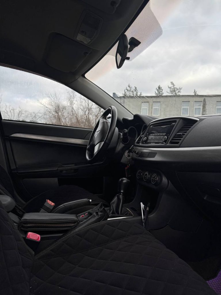 Продается mitsubishi lancer 10 объем 1.6 мкпп 117 лс. 2014 года выпуска, 120.000км пробег, диски r16, 2 комплекта резины (зима\лето). Салон в хорошем состоянии, стоит хорошая музыка. Автомобиль за время владения ни разу не подводил. Цена 950.000 рублей, возможен торг. Макеевка
+79494235455 - Виталий - фотография - 6