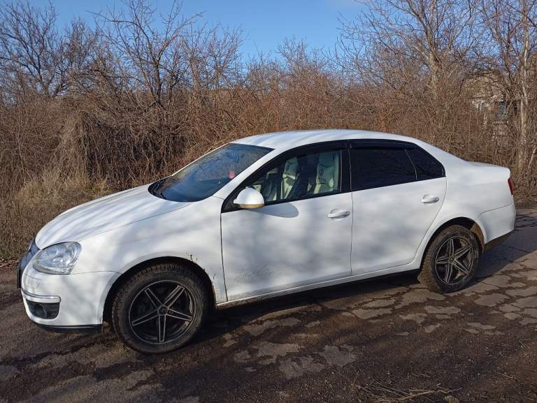 Продам jetta 5 2010 год 1.6 bse (mpi) мкпп,
Пробег 160 000 тыс.
Авто в нормальном техническом состояние, двигатель не троит не дымит, резина зимняя. Юридически авто чистое, переоформляется.
Цена 530 000 руб торг
Находиться в макеевке.
+79494793049 Телеграмм, связь плохая. - фотография - 3