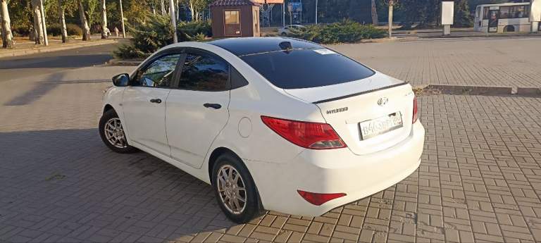 Продам hyundai solaris 2014 года. Мотор 1.6, коробка механика 6-тиступка, камера заднего вида. Машина обслужена. Мотор масла не расходует, заменена рулевая рейка(болезнь данных машин), тормозную систему обслужил с заменой направляющих, мотор обслужен. С документами полный порядок, я хозяин. Остальные вопросы по телефону или в лс. Цена 830 000 руб торг при осмотре. Цена до конца февраля.
Осмотр донецк
+79498332745
+79493359141 - фотография - 2