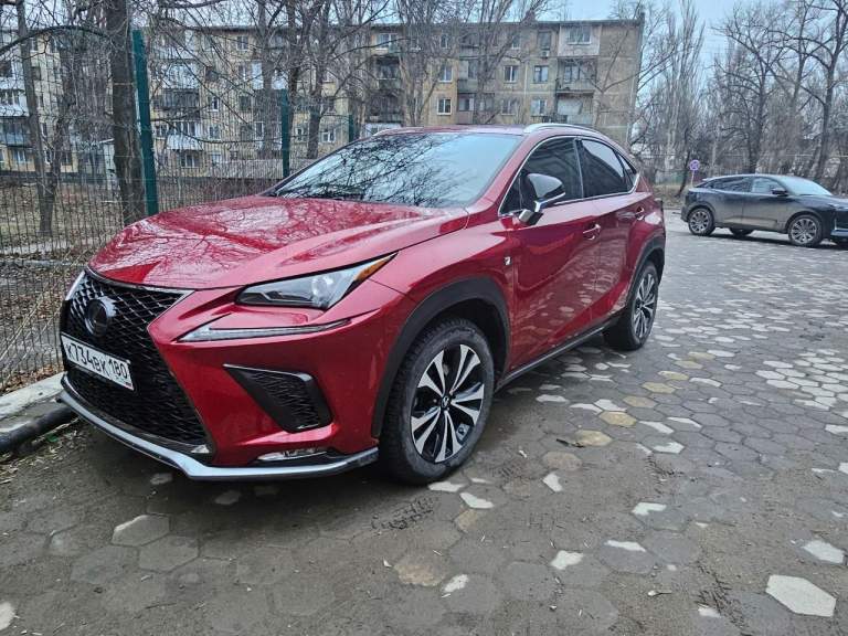 Продам lexus nx 300 f-sport 2019г. В. Двигатель 2,0turbo(238л. С. ) пробег 72000км. Состояние отличное. Максимальная комплектация. Резина зима+лето. Цена 3600000руб. - фотография - 1