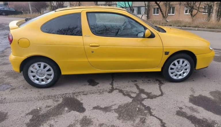 Renault megan 1.6 мт 2001(рестайлинг ) пробег 235000. Машина в хорошем состоянии, ходовая без нареканий, кузов оцинкованный. Два комплекта шин. Цена 600000.
+79494255017 - фотография - 6