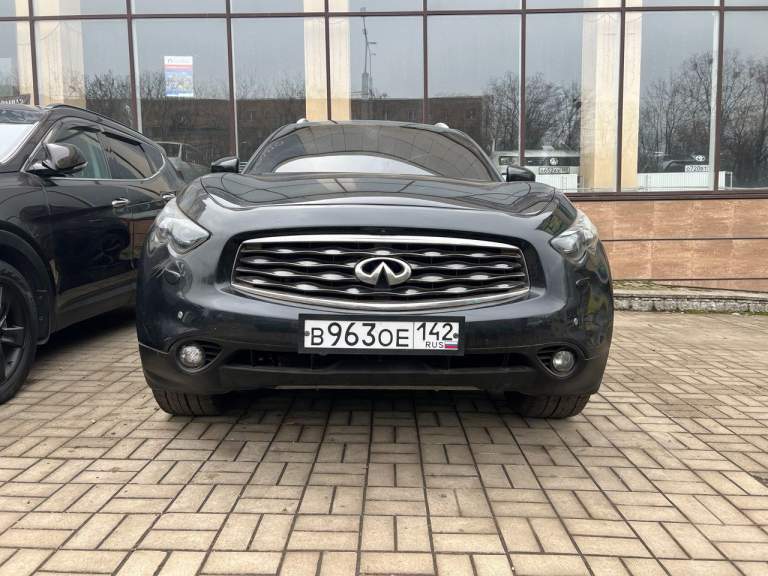Продам подготовленный финик для беспроблемной и беззаботной эксплуатации!
Поменял двигатель на контрактный с пробегом 70 т. К. ! Работает очень отзывчиво и ровно!
Акпп в отличном состоянии, все скоростя плавно переключаются, не пинает, не затягивает, резво набирает скорость!
Передний редуктор новый, во всех узлах новое масло( передний и задний редуктора, раздатка, акпп)
Ходовая вся заменена, ничего не гремит, не стучит, не брякает! Отрабатывает неровные поверхности дороги отлично, собранно и плотно!
Тормозную систему перебрал всю! Новые тормозные диски, новая тормозная жидкость trw, супорта откапеталены( новые направляющие, новые поршня, все резинки, пыльники, уплотнители, смазка)
Новая зимняя резина(липучка 285/45/21)
Летние резина в хорошем состоянии!
Салон чистый, опрятный, конечно присутствуют следы эксплуатации но не критично!
Передние фары перебрал, покрасил оправу в черный матовый, установил ходовые огни в штатные фары переменно с поворотниками, затянуты в броню( смотрится отлично)
Вся электрика работает отлично, все стекла поднимаются, отпускаются, люк работает во всех положениях!
Круговой обзор( камеры в переднем и заднем бамперах, в зеркалах)
Парктроники в круг!
Лакокрасочное покрытие в хорошем состоянии, но стоит уделить внимание бамперам, года эксплуатации взяли свое) не критично!
Тачку брал и делал под себя, вкладывал средства(не малые) и душу!
Переделал все что было в не надлежащем состоянии!

Возможен обмен на камри или мазда 6 с моей доплатой!)

Авто находится в городе "донецк" днр !!!!!
Цена за деньги: 1650000

Телефон : +79495645154, телеграмм)

Цена на обмен средняя) 1,8🍋 - фотография - 6