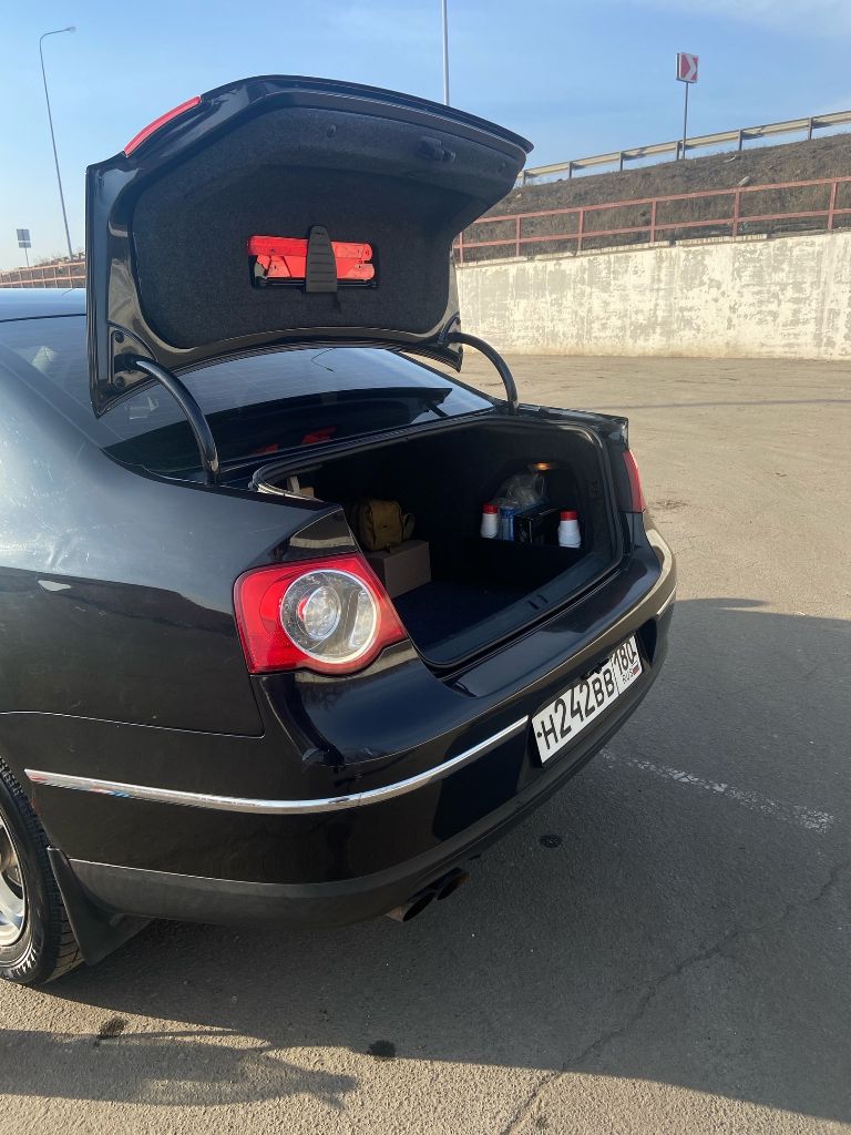 Продам volkswagen passat b6 2007.
💵Цена 900 000 рублей.
Идеальный вариант для города и дальних поездок. Экономичный двигатель, отличная управляемость.
Автомобиль в отличном техническом состоянии, бережная эксплуатация, все расходники заменены. Кузов без дтп, в родной краске.
⚙Основные характеристики: седан, двигатель – бензин, работает ровно, без нареканий. Автоматическая коробка передач. Объем двигателя 1984 куб. См. Мощность 150 л. С. Пробег 200 000 км.
🛠Комплектация: акпп, кондиционер, подогрев сидений, зеркал и др.
Продажа от собственника. Юридически чист, без залогов и обременений. Готов к любым проверкам. Возможен торг у капота. Звоните прямо сейчас, чтобы договориться о просмотре!
☎Тел. +7949-305-36-15 александр, также пишите в лс или телеграмм +79493430634 - фотография - 5