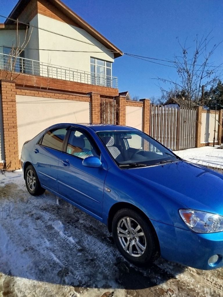 Kia cerato 1, 2005 год, акпп, пробег 240400 км. Два ключа. Кузов поварен и покрашен полностью, капот и левое крыло новые. Любые проверки. Шумоизоляция дна в два слоя (вибро и шумо теплоизоляция). Обработана антикором изнутри и снаружи. Сделан капремонт двигателя ( расточка, шлифовка, новые поршни, цепь, прокладки, сальники, патрубки, фильтр воздушный, фильтр салона, катушки зажигания, бронепровода, сделана ревизия генератора, новый стартер). На запчастях не экономил, всё оригинал! Двигатель на обкатке. Ремни, ролики, стойки амортизаторов менялись, пробег 7000км. Салон ухожен, передний подогрев сидений, камера заднего вида.
750000₽. Дополнительные фото по запросу. +79493283500 - фотография - 5
