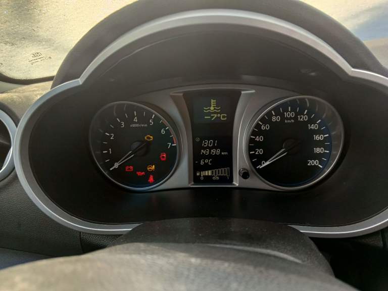 Продам datsun on-do 2018г полный аналог лада гранты только лучше и качественнее сделанный. В хорошей комплектации подогрев сидений 4стеклоподъёмника обогрев лобового стекла круиз контроль кондиционер мультиключ и другое. В отличном состоянии не бит и не крашен все родное. Ржавчины тоже нет. Двигатель ходовая на 5 баллов. Один хозяин родной птс. Вложений не требует. Пишите звоните 89608707600 вайцап телеграм есть 750т. Р свердловск. - фотография - 6