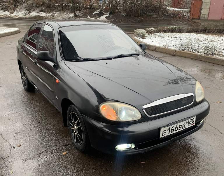 Продам chevrolet lanos 2008 года, комплектация sx кондиционер, передние эсп, гур. Объём 1.5, пробег 287000 км. Автомобиль на полном ходу. Нужно приложить руки к кузову. Цена 250000 торг. Находиться в донецке. Телефон +79493077088 - фотография - 4