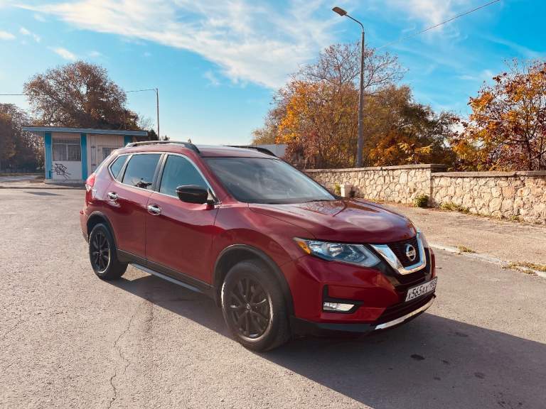Продаю свой автомобиль nissan rogue в идеальном состоянии. Не бит, не крашен. Собственник. Авто во время обслуживалось, комплект резины в подарок. Отличная и надежная машина. - фотография - 1