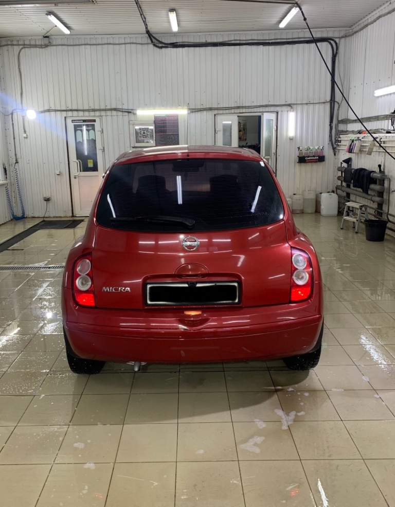 Nissan мiсrа iii (к12), 1,2 акпп, 2005 года, 185000 км. (пробег родной, автотека зелёная).
Автомобиль в очень хорошем состоянии, весь в родной краске (окрашивался только капот от возрастных сколов, без шпаклёвки), без дтп, все кузовные детали родные, не крутились, кузов без коррозии и ржавчины.
В техническом плане - в идеальном состоянии, обслужен, вся ходовая менялась летом, опорные подшипники, рычаги и т. Д. , новый аккумулятор, масло в акпп заменено месяц назад, масло в двигателе поменяли 2 т. Км. Назад.
Мотор четырёх цилиндровый с цепным приводом, очень надёжный и не прихотливый. Автомат работает идеально, как и должен, без пинков и задержек, как на холодную так и на горячую.
Салон в отличном состоянии, только после химчистки, сиденья целые, не затёртые.
Два комплекта почти новой резины.
Комплектация: акпп, гур, передние стеклоподъемники, подогрев зеркал и сидений, кондиционер, сигнализация с обратной связью и автозапуском, электрорегулировка зеркал, камера заднего вида, вобщем всё необходимое для комфортной езды.

Цена: 680 000 руб.
Телефон: +7 (949) 352-78-97 - фотография - 5