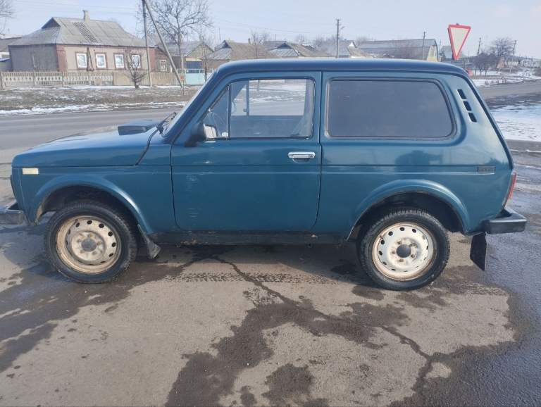 Продам
Ваз 2123 нива
Двс-1700. Кпп-5ст. 4х4
Газ/бензин.
Двигатель с капитального ремонта, ходовка как мячик, ничего не гудит, не воет не выбивает.
Дырок нет.
Сел и поехал.
Продажа через дкп.
Страховка есть.
Г. Комсомольское
Цена 275т р. Торг
+79493273754 - фотография - 7