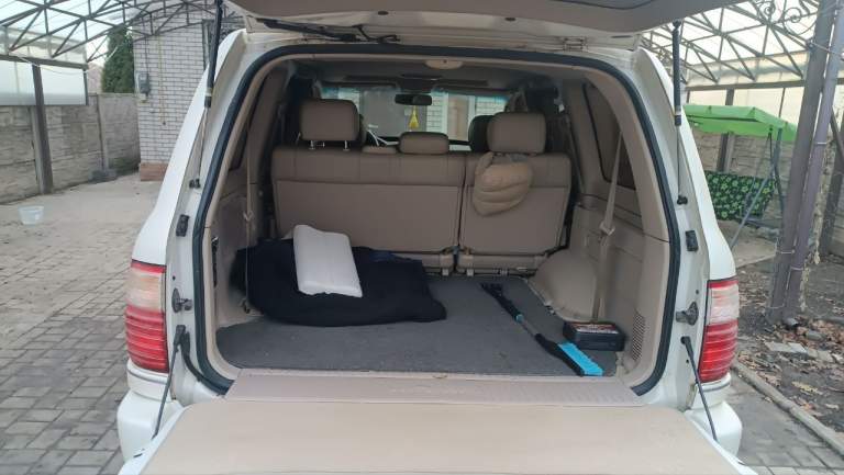 Продам lexus lx 470 2000г. В. Состояние хорошее. Цена 1.7 млн. Пробег 300тыс. Установлен газ. Покупался новым в автосалоне в г. Донецк. Тел. +7949 четыре три четыре 2349. Александр. - фотография - 20