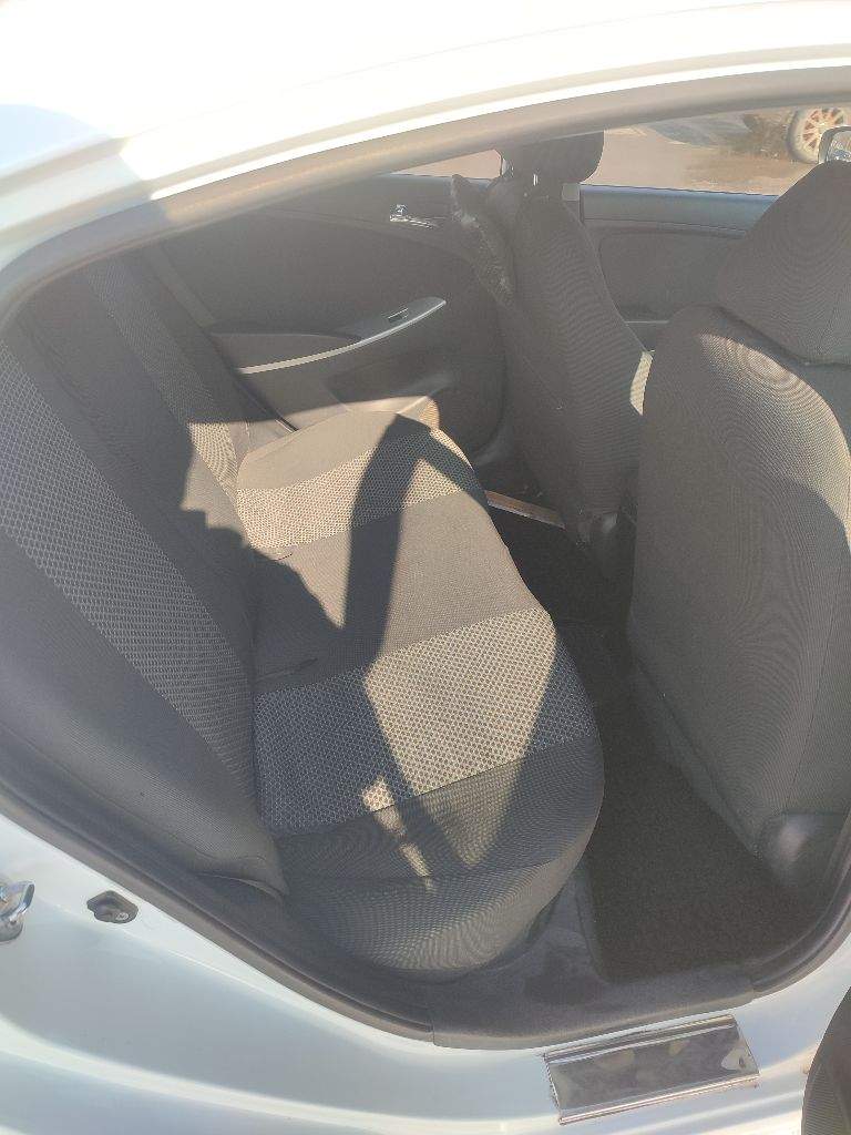 Продам
Hyundai accent 2012г.
Машина в хорошем состоянии
Кондиционер, ,abs,4 стеклоподъёмника, подогрев зеркал, заднего стекла
Лэд лампы и в фарах и в туманках
Двс 1,4 без нареканий, работает ровно, кпп механическая, включается четко не выбивает, не хрустит
Салон чистый, не прокуренный, не затертый
Стоит хорошая музыка
Машина на 180 регионе, местная, в дтп не участвовала
Пробег родной - 91000 км
Цена - 1100000₽ торг, только при осмотре
+7949-323-52-00
Если не дозвониться, есть вотсап, на этом же номере - фотография - 3