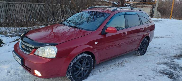 Chevrolet lacetti 1.8, 2007, 214т. Км. , газ евро 4, климат контроль, полный электропакет, электрозеркала с подогревом, передние и задние электростеклоподьемники, обогрев передних сидений. Магнитола teyes андроид с камерой заднего вида. Комбинация приборов ferrum gf 841 с бортовым компьютером.
Два ключа, сигнализация starline с автозапуском. Два комплекта колес с малым пробегом. Горловка. +79493112722. 850 т. Руб. - фотография - 2