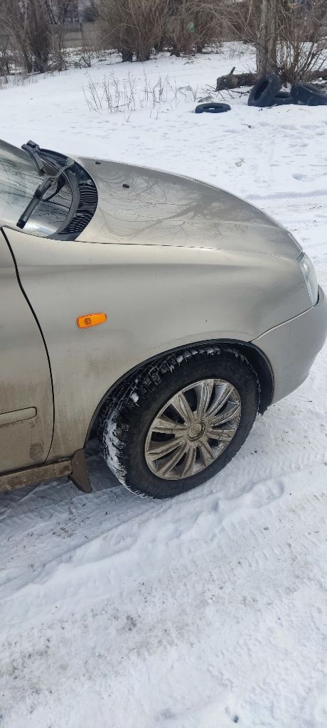 В продаже калина 1-го поколения (седан)
2006 Года, пробег 220. Мотор 1,6 8 клапанный ( клапана не гнет). На полном ходу. Рабочая машина на каждый день. Много чего поменяно: грм с помпой, аккумулятор, резина rs2 на 14, тормозные диски и барабаны, сцепление и по мелочам.
По комплектации: передние стеклоподъёмники, иммобилайзер, центральный замок, обогрев заднего стекла, музыка 4 динамика. Замыкается с брелка, установлены led противотуманные фары, подкрылки, брызговики, подлокотник в салоне, чехлы на сиденья. Днище обрабатывалось мастикой.
Ручник держит.
Продажа с переоформлением
Цена 245к
+7949 513 80 93 - фотография - 9