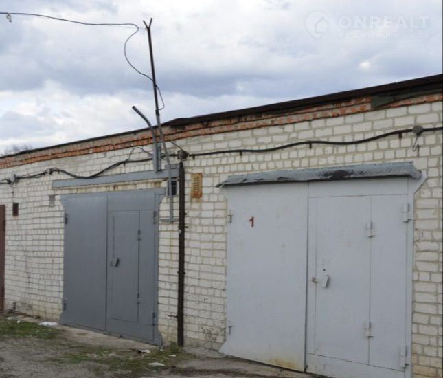 Продам гараж в донецке у цума + 7949 313 32 59 галина акимовна продаёт срочно три отличные гаржа объект называется гаража=центральный=находится в донецке где цум на яме напротив тюрмы цены от 600 000 руб до 700т р звоните пока возьмёт она дома - фотография - 6