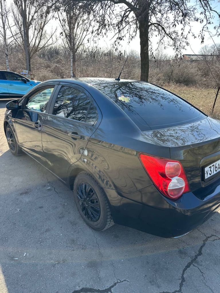 Марка, модель: chevrolet aveo
Год выпуска: 2013
Категория транспортного средства: в
Цвет: чёрный
Объем: 1.6 (116 л. С. )
Тип двигателя: бензин
Коробка: автомат
2 Владельца
Пробег 230.000 км
Андроид монитор
Камера заднего вида
4 Стеклоподъемника
Подогрев сидений
Кондиционер
Салон ухоженный
На хорошей зимней резине
Хорошая комплектация
Кузов смотрится отлично
Техника полностью обслужена
Мотор коробка отлично
Юридчески чистая
Цена: 700.000₽
+79493778144 - фотография - 8