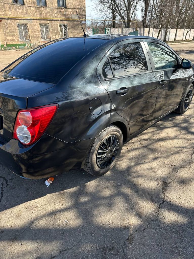 Марка, модель: chevrolet aveo
Год выпуска: 2013
Категория транспортного средства: в
Цвет: чёрный
Объем: 1.6 (116 л. С. )
Тип двигателя: бензин
Коробка: автомат
2 Владельца
Пробег 230.000 км
Андроид монитор
Камера заднего вида
4 Стеклоподъемника
Подогрев сидений
Кондиционер
Салон ухоженный
На хорошей зимней резине
Хорошая комплектация
Кузов смотрится отлично
Техника полностью обслужена
Мотор коробка отлично
Юридчески чистая
Цена: 700.000₽
+79493778144 - фотография - 7
