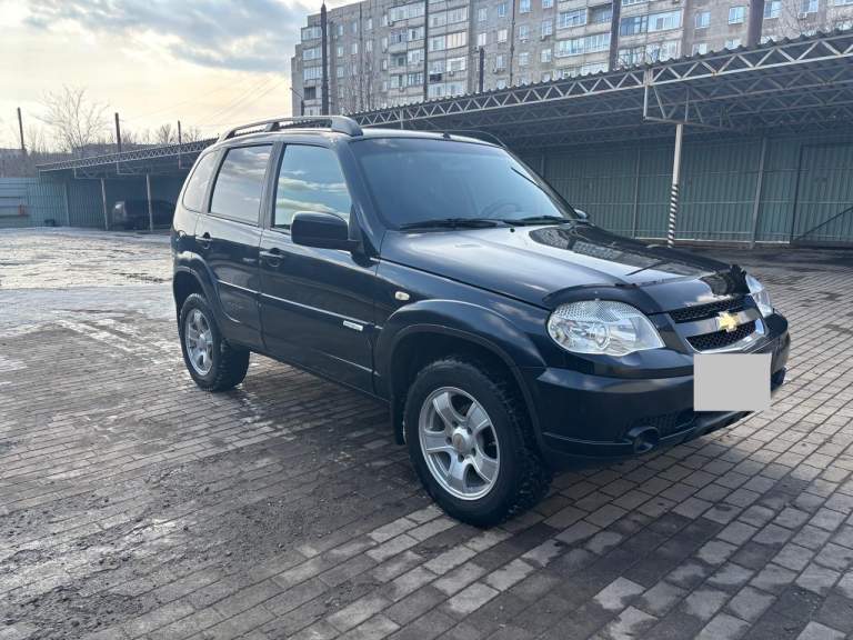 Продам chevrolet niva 11.2013г. В. Пробег 145тыс. Есть автотека. Комплектация; gls, кондиционер(работает), подогревы сидений, абс(работает), две подушки безопасности, комбинированный салон, атермальное остекление, центральный замок, легкосплавные диски, хорошая музыка, машина ухожена в отличном состоянии, по технической части без нареканий, сделан мотор 5 тыс км назад, все обслужено и исправно. Авто в родной краске. Цена 675 тыс краснодон
+79591543573,+79591543572 - фотография - 2