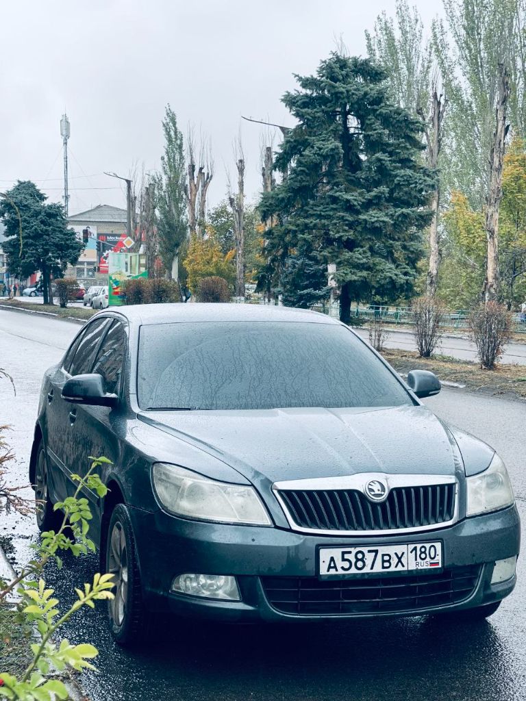 Продам skoda octavia a5 2012 г. В, 1.8 tsi, механика.
Авто в отличном состоянии, мотор после кап. Ремонта проехал около 10 тысяч, ходовая часть новая, ничего не стучит, не гремит, скоростя не выбивает, включаются все скоростя мягко. Салон в отличном состоянии, стоит хорошая андроид магнитола.
В комплекте отдам летнюю резину, родные коврики.
Цена: 950.000
Г. Снежное
+79493260848 - фотография - 13