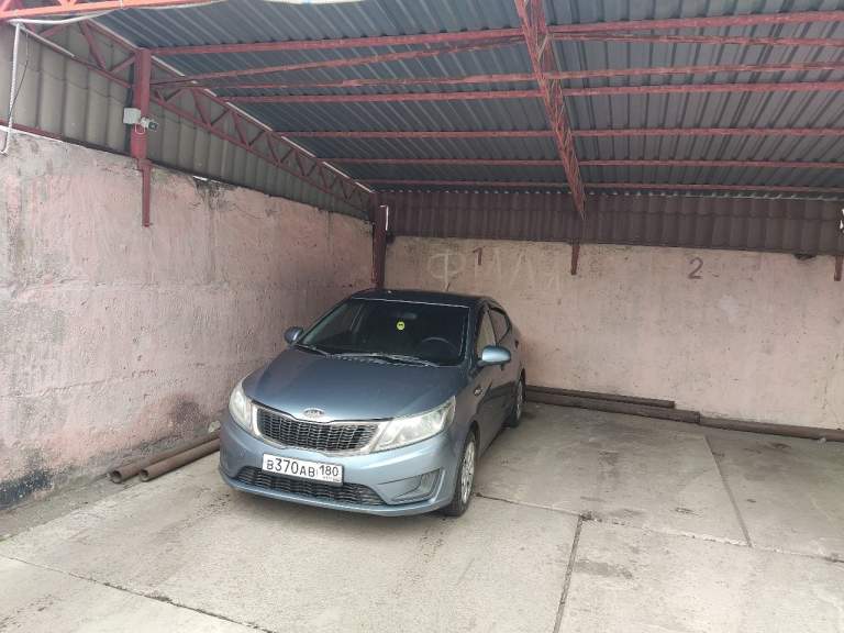 Продам kia rio 3

Год выпуска :декабрь 2011🔥🔥
Пробег 279 000км ✅
Коробка : автоматическая asin ✅
Обьем двигателя : 1.4 бензин 107 л. С ⚡✅

•Кондиционер
•Электропривод зеркал
•Электростеклоподьемники передние
•Abs
•Гур
•Air bag
•Dvd, gps, usb, aux, bluetooth музыка
•Громкая связь
•Камера заднего вида
•2 Ключа

Авто в нормальном состоянии, менее 500 км назад поменял масло в коробке с фильтром ( есть фотоотчёт) переключает на отлично, мотор без нареканий замена масла каждые 7 к, полностью зелёная автотека, без расчётов, запретов и тп.
Все стёкла родные, безопасность вся целая.
Я хозяин по птс.
Крашенна 1 единица.
Цена 750 000₽возможен торг.
Владею автомобилем 2 года.
Любой вид оформления.
Город : макеевка ✅
Телефон : +7 949 338 36 36 +telegram
+7 949 006 98 99 - фотография - 10