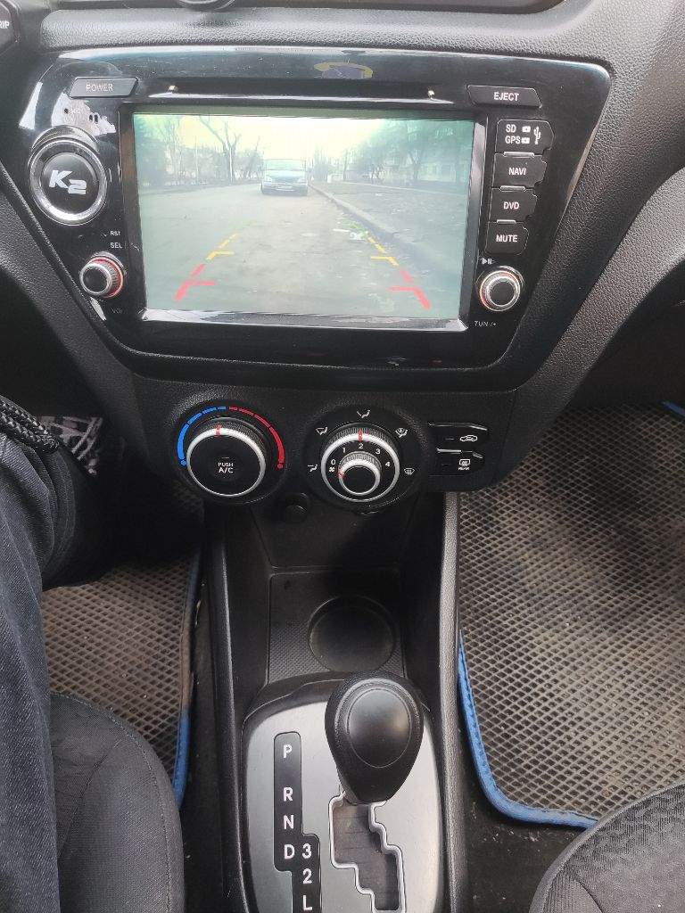 Продам kia rio 3

Год выпуска :декабрь 2011🔥🔥
Пробег 279 000км ✅
Коробка : автоматическая asin ✅
Обьем двигателя : 1.4 бензин 107 л. С ⚡✅

•Кондиционер
•Электропривод зеркал
•Электростеклоподьемники передние
•Abs
•Гур
•Air bag
•Dvd, gps, usb, aux, bluetooth музыка
•Громкая связь
•Камера заднего вида
•2 Ключа

Авто в нормальном состоянии, менее 500 км назад поменял масло в коробке с фильтром ( есть фотоотчёт) переключает на отлично, мотор без нареканий замена масла каждые 7 к, полностью зелёная автотека, без расчётов, запретов и тп.
Все стёкла родные, безопасность вся целая.
Я хозяин по птс.
Крашенна 1 единица.
Цена 750 000₽возможен торг.
Владею автомобилем 2 года.
Любой вид оформления.
Город : макеевка ✅
Телефон : +7 949 338 36 36 +telegram
+7 949 006 98 99 - фотография - 3