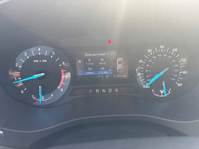 Продам свой автомобиль ford fusion (американец) 2013 года, двигатель атмосферный 2,5 литра, на обычном автомате. Автомобиль пригонял для себя в 2021 году, я один хозяин, авто комфортный и надежный, установлен газ (вписан в стс). Все технические жидкости менялись вовремя, пробег 170к. За 4 года эксплуатации ни разу не подводил. Причина продажи, покупка более нового авто. Vin: 3fa6p0h70er187325. - фотография - 9