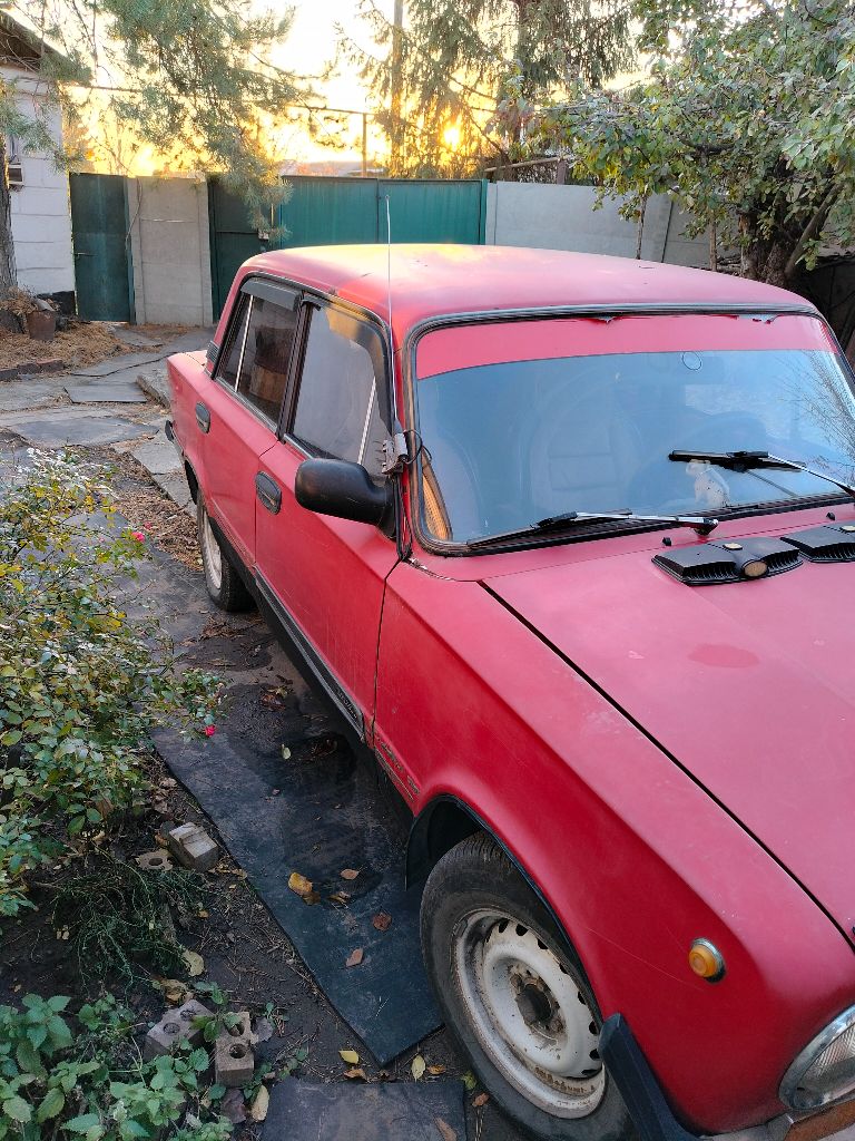 Продам копейку с метаном и пятиступуой. Цена 50т. Т. +7949 343 14 73 николай - фотография - 5