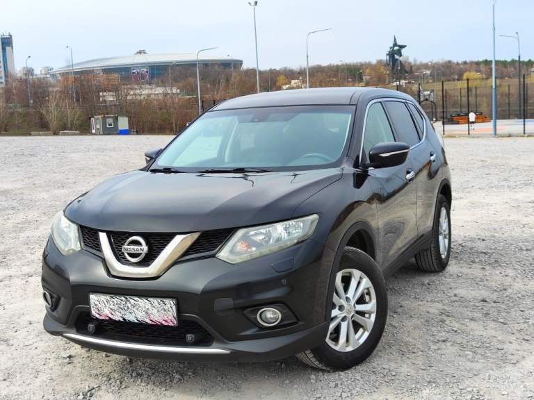 Nissan x-trail iii t32
Год: 2015
Тип кпп: автоматическая
Пробег: 170
Дополнительная информация: 2.0 литра, бензин, 144л. С. , передний привод, cvt вариатор.
✅ Камера заднего вида
✅ Андроид (камера зад. Вида, navi, usв, вt)
✅ Круиз, датчик света, дождя, омыватель
✅ Климат обогрев зеркал +лоб+зад стекла
✅ Парки перед+зад
✅ Сигналка с автозапуском
✅ Запуск с кнопки
✅ Элекро зеркала, электропривод багажника
✅ Мульти руль
В хор. Состоянии, полностью обслуженный (ходовая+масло+фильтра). На данный момент делать ничего не надо. Мотор работает ровно, тяга хорошая, пинков рывков нет. Ходовая вся в норме. Салон в идеальном состоянии, пластик не затерт, потолок светлый, ощущение нового авто. Родные 17 литые диски. Лето триангл + комплект зимы nokian. Торг у авто.
Донецк
Звонить с 9 до 20
Цена: 1680000 руб.
📲 Tg: михаил,
📞 Звоните: +79493148814 - фотография - 12