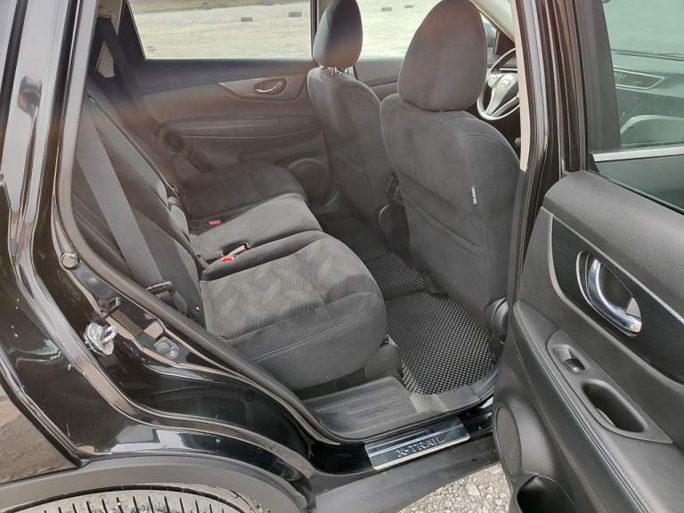 Nissan x-trail iii t32
Год: 2015
Тип кпп: автоматическая
Пробег: 170
Дополнительная информация: 2.0 литра, бензин, 144л. С. , передний привод, cvt вариатор.
✅ Камера заднего вида
✅ Андроид (камера зад. Вида, navi, usв, вt)
✅ Круиз, датчик света, дождя, омыватель
✅ Климат обогрев зеркал +лоб+зад стекла
✅ Парки перед+зад
✅ Сигналка с автозапуском
✅ Запуск с кнопки
✅ Элекро зеркала, электропривод багажника
✅ Мульти руль
В хор. Состоянии, полностью обслуженный (ходовая+масло+фильтра). На данный момент делать ничего не надо. Мотор работает ровно, тяга хорошая, пинков рывков нет. Ходовая вся в норме. Салон в идеальном состоянии, пластик не затерт, потолок светлый, ощущение нового авто. Родные 17 литые диски. Лето триангл + комплект зимы nokian. Торг у авто.
Донецк
Звонить с 9 до 20
Цена: 1680000 руб.
📲 Tg: михаил,
📞 Звоните: +79493148814 - фотография - 4