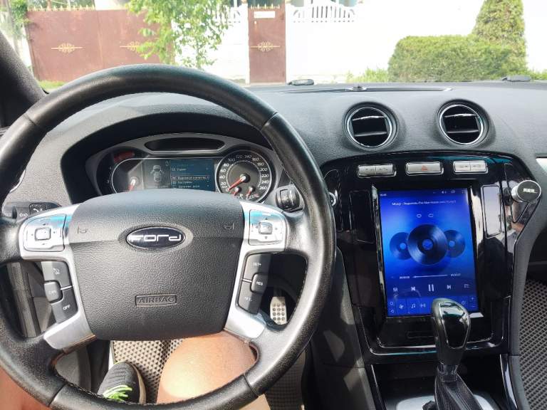 Продам ford mondeo iv(форд мондео 4) 2008г 2.0 турбо дизель на акпп, 143л. С. Пробег 277т. Км. Расход 5-7л на 100км. На жирной комплектации:
Бесключевой доступ, бесключевой запуск
Адаптивный линзовый авто свет, с подсветкой поворотов, авто дождь
Салон комбинированный кожа-алькантара
Подогрев переднего, заднего ряда
Fordconvers+
Круиз-контроль
Помощь при трогании в гору, при парковке, перед, зад парктроники, камера заднего вида, сигнал при приблежение к спереди идущему авто
Акпп с ручным управление и режимом спорт
Потолок и стойки перетянуты в черный замш
Установлен тесла монитор с хорошей музыкой, сим картой и навигацией.
Из заводских домов металлические накладки на педалях, подсветка ног.
Возможно что-то забыл, можно узнать полную комплектацию по вин.
Посмотреть можно донецк, макеевка, харцызск по договоренности.
Цена 830т. Р.
Тел +79495800905 - фотография - 8