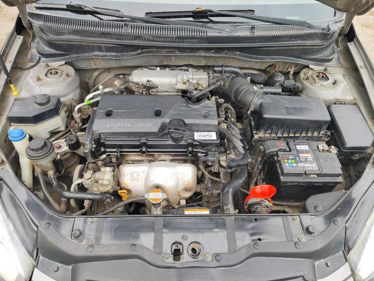 Продам hyundai accent 1.4. 2009 года турецкой сборки. Пробег 190000. В машине присутствует гидроусилитель руля, четыре стеклоподъёмника, обогрев зеркал, кондиционер, сигнализаци. Машина в очень хорошем состоянии. Бережное обращение. Гаражное хранение. Замена моторного масла каждые 7000 км. Цена 620000 рублей торг тел.79494769618.
Сегодня в 09:09 - фотография - 11