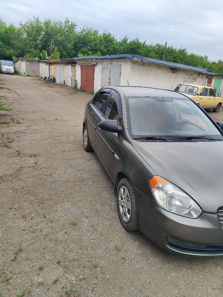 Продам hyundai accent 1.4. 2009 года турецкой сборки. Пробег 190000. В машине присутствует гидроусилитель руля, четыре стеклоподъёмника, обогрев зеркал, кондиционер, сигнализаци. Машина в очень хорошем состоянии. Бережное обращение. Гаражное хранение. Замена моторного масла каждые 7000 км. Цена 620000 рублей торг тел.79494769618.
Сегодня в 09:09 - фотография - 2
