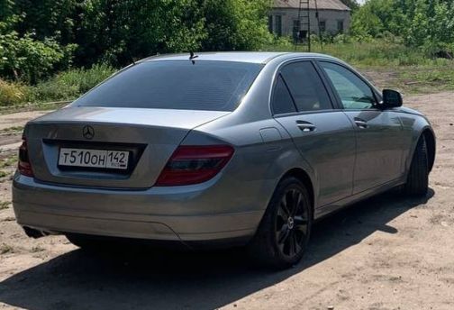 С 180, 1,8 компресор, акпп в отличном состояний не каких вложений не требует ошибок нету не каких, все исправно работает два комлекта колес зима лето на оригинальных дисках, цена 1200000, 79496302576 расписывать не буду что интересует звоните или пишите в телеграме - фотография - 8
