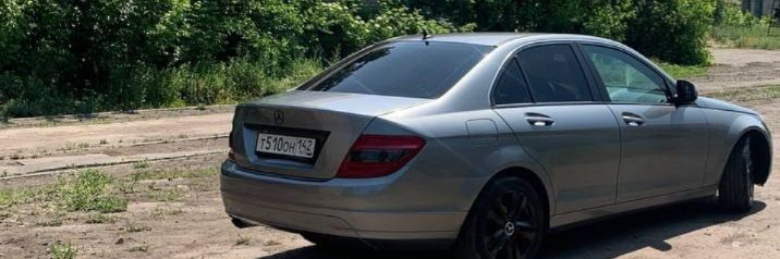 С 180, 1,8 компресор, акпп в отличном состояний не каких вложений не требует ошибок нету не каких, все исправно работает два комлекта колес зима лето на оригинальных дисках, цена 1200000, 79496302576 расписывать не буду что интересует звоните или пишите в телеграме - фотография - 3