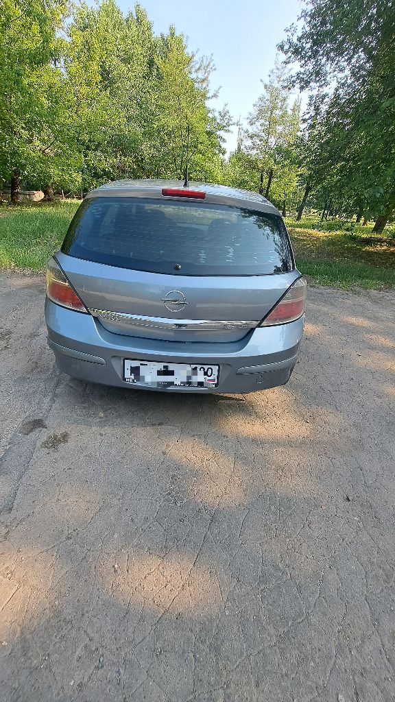 Opel astra h 2007 1.6 механика
Пробег 160.000км
Авто владею больше 2-х лет. Мотор надёжный z16xer без теплообменника. Есть мелкие коцки по кузову в силу возраста. Хорошие кожаные чехлы. Климат контроль, 2 стеклоподьемника, подогрев сидений, электрорегулировка фар и зеркал, подогрев стекол и зеркал, сигнализация. Aux, cd, bluetooth. Два комплекта колёс и дисков. Полное переоформление.
Ориентировочно донецк.
Цена: 650.000 руб. Торг имеется
+79493733842 (Если не дозвонились пишите в тг) - фотография - 5