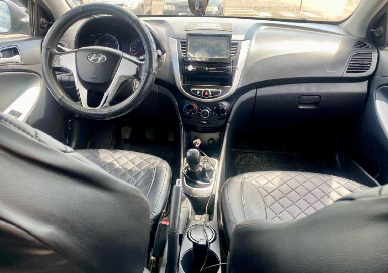 600 000₽
Продаю hyundai solaris 2012г. (хетчбек)
Механическая коробка передач
Двигатель 1.4 работает отлично
Все расходники заменены
Машина экономичная, на ходу каждый день
Есть незначительные нюансы по кузову
Я хозяин
Документы в порядке
Цена снижена из-за срочности
Больше о машине по телефону
+79493699302 - фотография - 7