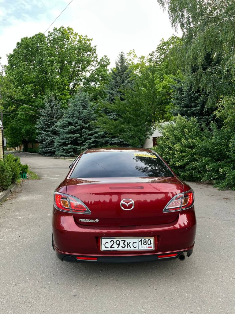 ❗❗❗Срочно❗❗❗mazda 6 gh,2008 года,280тыс. Родного пробега,1.8 мотор, мкпп, очень комфортная и управляемая машинка, комплектация touring:гур, двухзонный климат, круиз, эл зеркала, складывание зеркал, подогрев сидений, обогрев зеркал, зеркало салона с функцией авто затемнения, андроид магнитола, мульти руль, абс, есп, подушки безопасности, датчик света, датчик дождя, парктроник, адаптивный свет afs, сигнализация с обратной связью, два ключа, по салону авто в отличном состоянии, работает каждая функция и кнопочка, машинка обслуживается своевременно, сел и катаешься, по кузову в меру эксплуатации, после полного то, есть небольшие сколы, царапинки, пороги дно и стаканы в отличном состоянии, по документам все отлично, я собственник, переоформление в мрэо, осмотр в г. Макеевка, цена 865000₽, без торга!!!!тел +79493579162. - фотография - 6