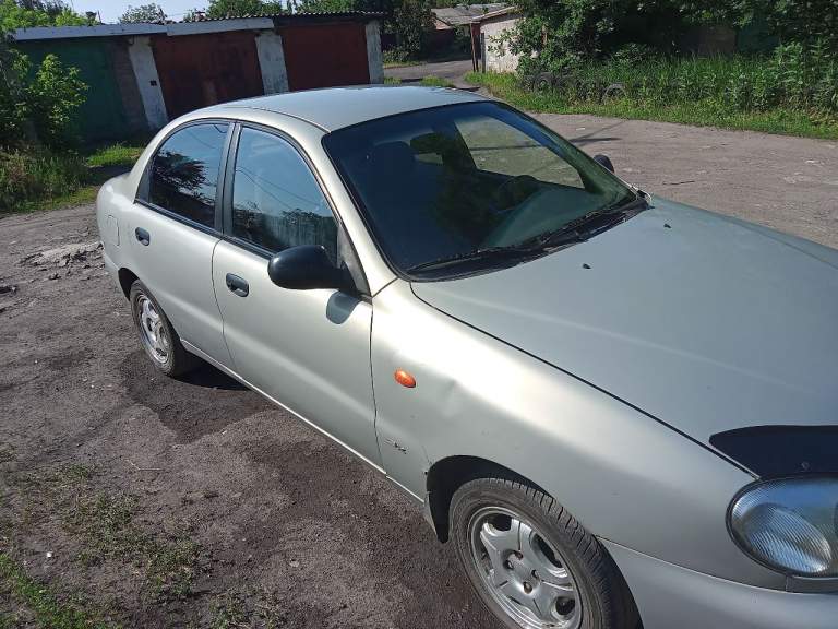 Chevrolet lanos.2006г. В. Пробег 180т. Км. Машина в хорошем состоянии, не гнилая(совсем). Стоит очень много нового. Цена 270т. Р. +79494535859 г. Донецк. - фотография - 1