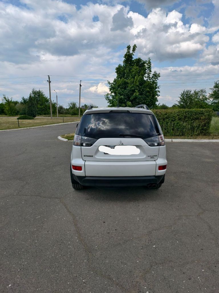 Митсубиси оутландер xl рестайлинг 4wd 2011г. В 2,4 220т. Км
Климат контроль.
4 Эсп
Датчик света.
Подогрев зеркал и автоматическое складывание зеркал.
Мультимедиа.
Камера заднего вида.
Установлены новые дхо 2-х режимные.
Сделана качественная шумоизоляция дверей и багажного отделения, салон кожаный трансформер в хорошем состоянии, эво ковры вплоть до багажника, обслужена выхлопная система (новый не громкий приятный бархатистый выхлоп).
Резина лето в отличном состоянии.
Осмотр г. Алчевск
Цена 1🍋280т. Р
Т. +79591139030 - фотография - 12
