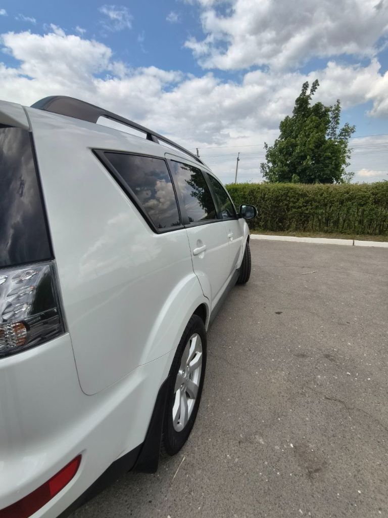 Митсубиси оутландер xl рестайлинг 4wd 2011г. В 2,4 220т. Км
Климат контроль.
4 Эсп
Датчик света.
Подогрев зеркал и автоматическое складывание зеркал.
Мультимедиа.
Камера заднего вида.
Установлены новые дхо 2-х режимные.
Сделана качественная шумоизоляция дверей и багажного отделения, салон кожаный трансформер в хорошем состоянии, эво ковры вплоть до багажника, обслужена выхлопная система (новый не громкий приятный бархатистый выхлоп).
Резина лето в отличном состоянии.
Осмотр г. Алчевск
Цена 1🍋280т. Р
Т. +79591139030 - фотография - 15