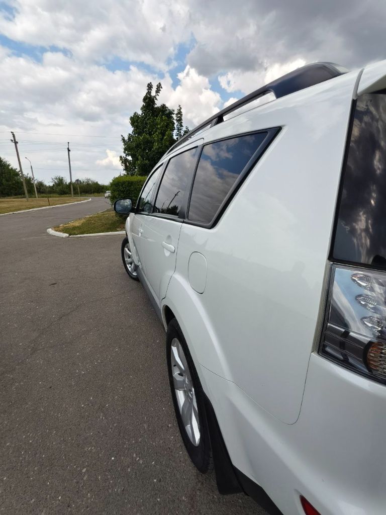 Митсубиси оутландер xl рестайлинг 4wd 2011г. В 2,4 220т. Км
Климат контроль.
4 Эсп
Датчик света.
Подогрев зеркал и автоматическое складывание зеркал.
Мультимедиа.
Камера заднего вида.
Установлены новые дхо 2-х режимные.
Сделана качественная шумоизоляция дверей и багажного отделения, салон кожаный трансформер в хорошем состоянии, эво ковры вплоть до багажника, обслужена выхлопная система (новый не громкий приятный бархатистый выхлоп).
Резина лето в отличном состоянии.
Осмотр г. Алчевск
Цена 1🍋280т. Р
Т. +79591139030 - фотография - 16