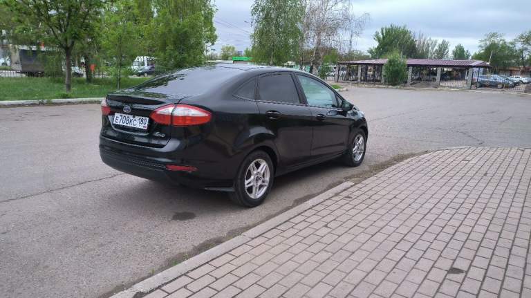Продаётся ford fiesta sedan 2016 г. В. Пробег 150 тыс. Км.
В хорошем состоянии:
- Двигатель объём 1,6 л. Атмосферный
- Акпп
- Кондиционер работает исправно
- 4 Электростеклоподъёмника
- Подогревы передних сидений, боковых зеркал, лобового и заднего стекла
- Электроусилитель руля
- Магнитола android
Мотор и коробка работают без нареканий, по ходовой ничего не гремит, не стучит.
Экономичный, городской авто.
Ремонтировать ничего не надо, сел и поехал.
По документам всё в порядке. Я собственник.
Цена: 895,000₽ торг присутствует при осмотре.
Макеевка +79494097562 - фотография - 4