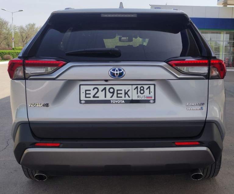 Луганск. ‼️ цена 3099000 руб. ‼️продам toyota rav 4, максимальная комплектация ‼️гибрид‼️ 2019 год, пробег 41000 км, не бита в родной краске. В дтп не участвовала.
Машина в отличном состоянии, полностью обслужена, готова к новому хозяину.
Тел. +79595279116 дмитрий.
#
# # - фотография - 2