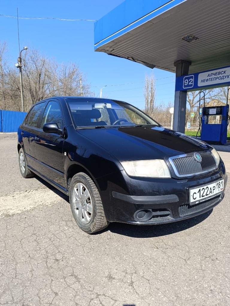 Продам автомобиль шкода фабия
2006 Год родной пробег 200 т. Км
Куплена у официалов в луганске и там же обслуживалась все свое время
1.4 Газ бензин работает ровно как на газу так и на бензине, не дымит, не глохнет
Кузов весь в родном окрасе (задняя дверка небольшая вмятинка на езду не влияющая)
Все стекла родные
Коробка и сцепление работают исправно!
Ручник держит, тормоза отличные
По электрике работает абсолютно все дворники в том числе и задний, свет, поворотники, сигнал, цз, печка, кондиционер заправлен и готов к летнему жаркому морскому периоду!2 ключа оригинальные книжки установлена магнитола с выезжающим дисплеем!
По кузову и днищу автомобиль без замечаний
Клиренс отличный для наших дорог
Цена автомобиля 560т. Р
Осмотр в городе алчевск, перевальск
Оформление без проблем автомобиль на мне (присутствие в мрео)
+79591400470 - фотография - 4