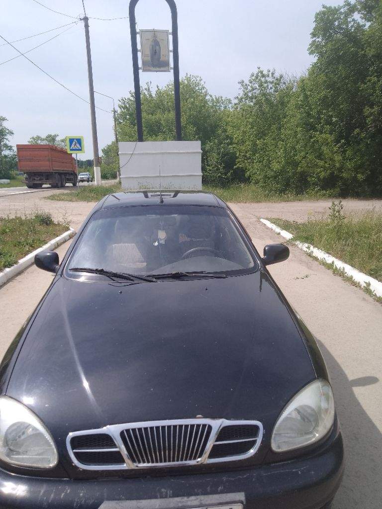 Продам хороший автомобиль daewoo sens, объём 1,3 год 2012, пробег 122000, цвет чёрный, я владелец, документы в порядке, цена 250к, торг у капота, телефон +79494701529 - фотография - 1