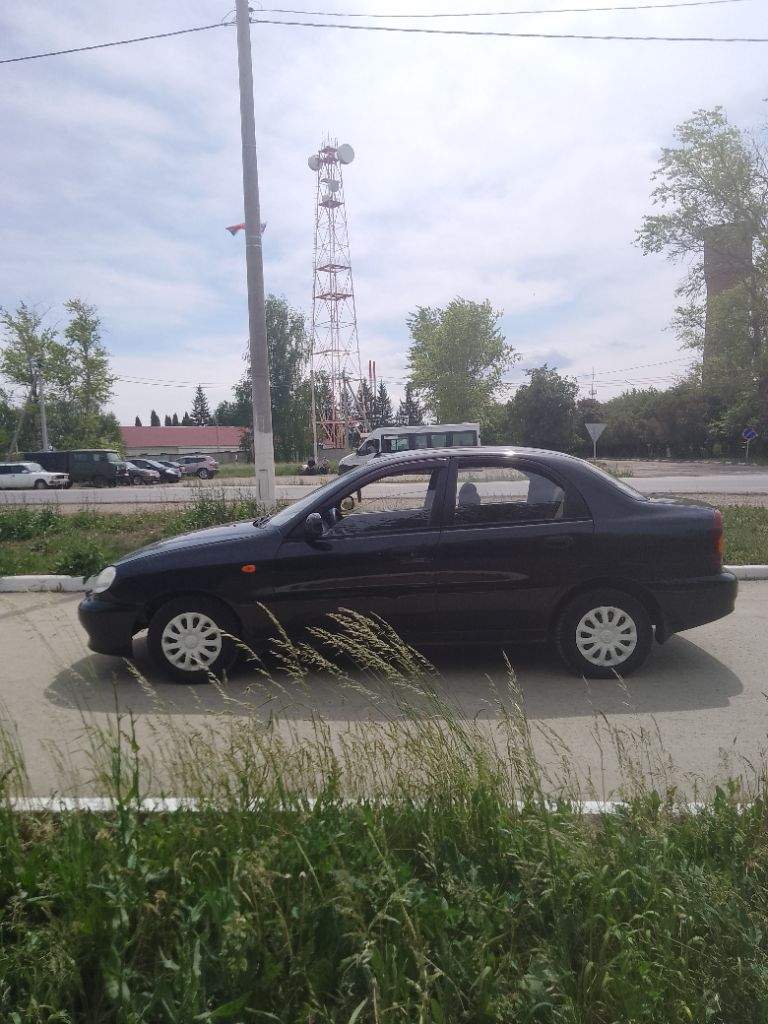 Продам хороший автомобиль daewoo sens, объём 1,3 год 2012, пробег 122000, цвет чёрный, я владелец, документы в порядке, цена 250к, торг у капота, телефон +79494701529 - фотография - 7