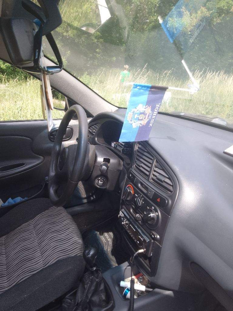 Продам хороший автомобиль daewoo sens, объём 1,3 год 2012, пробег 122000, цвет чёрный, я владелец, документы в порядке, цена 250к, торг у капота, телефон +79494701529 - фотография - 5