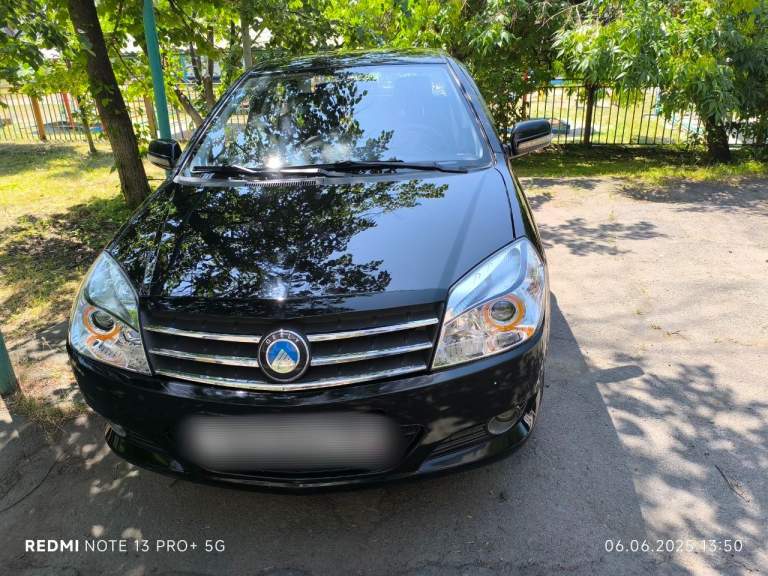 Продам автомобиль geely mk 2013 г. В. Авто в хорошем состоянии. Пробег 33000 км. Цена 400 000 руб. Торг.
Г. Снежное. +7-949-821-50-50 - фотография - 1
